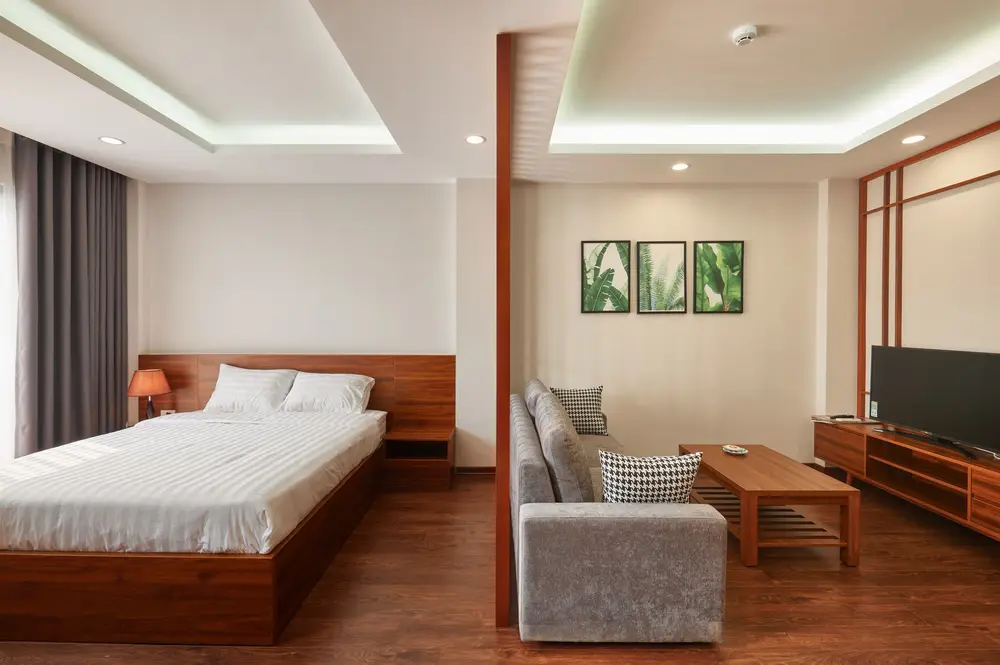 best extended stay hotels for long business trips USA