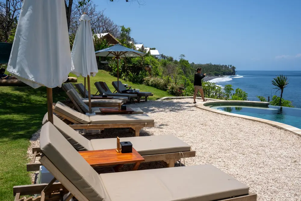how to book a hotel suite upgrade for free USA UK guide