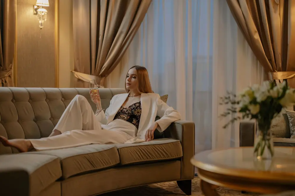 how to book a hotel suite upgrade for free USA UK guide