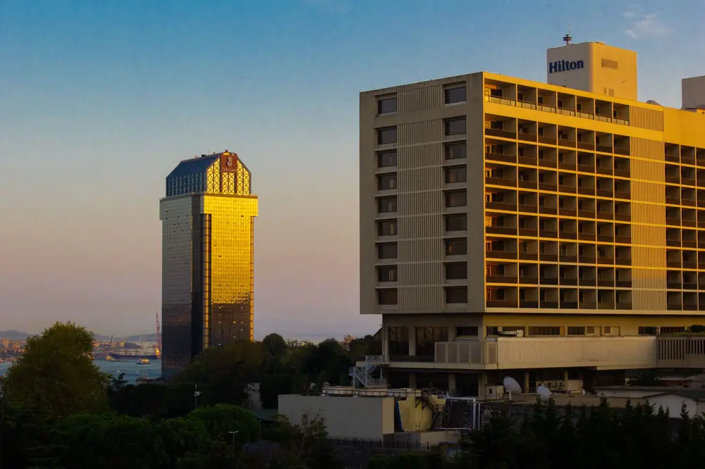 how to get corporate hotel rates without a company USA UK guide